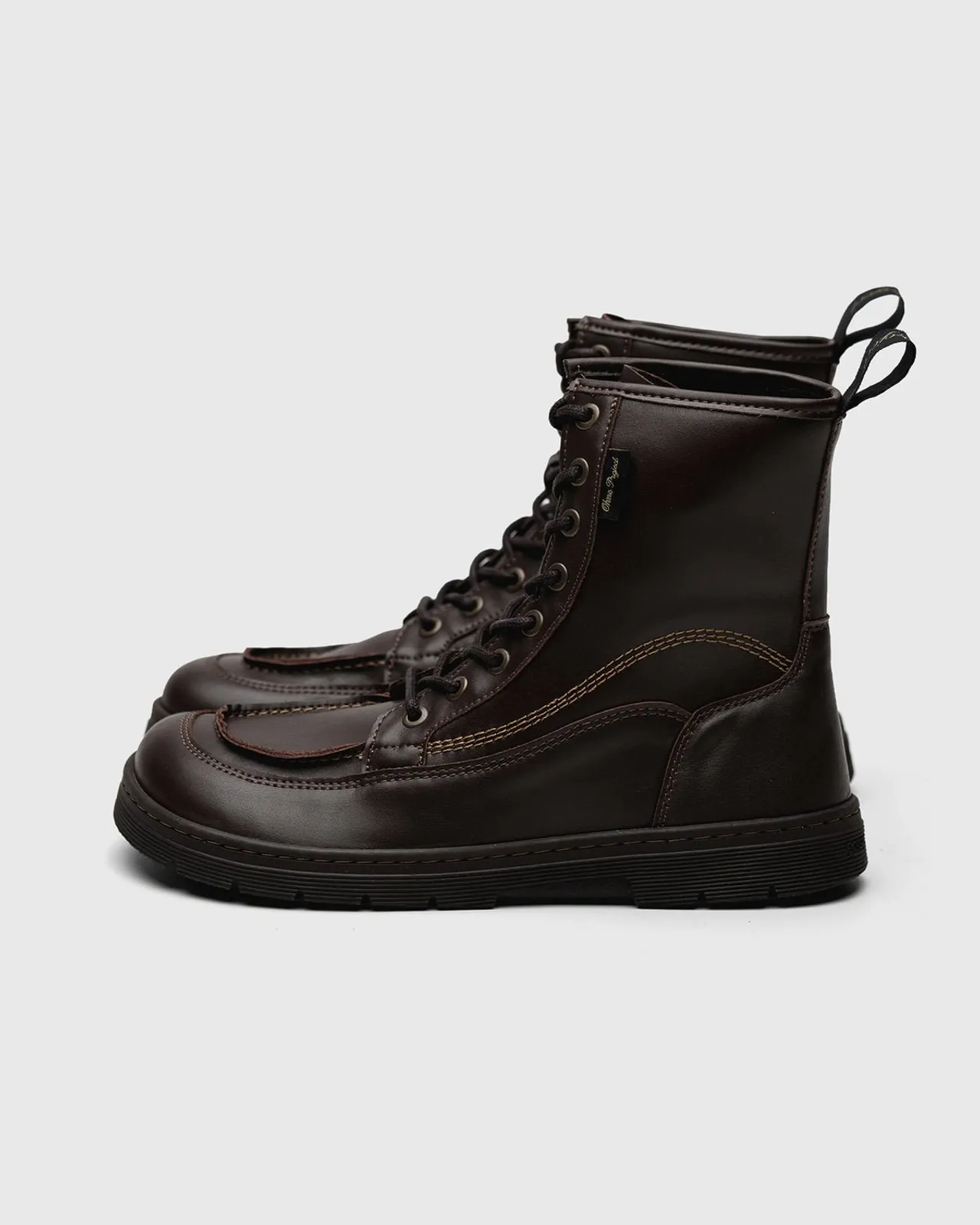 Ohne Project Axis, color Brown Crust
