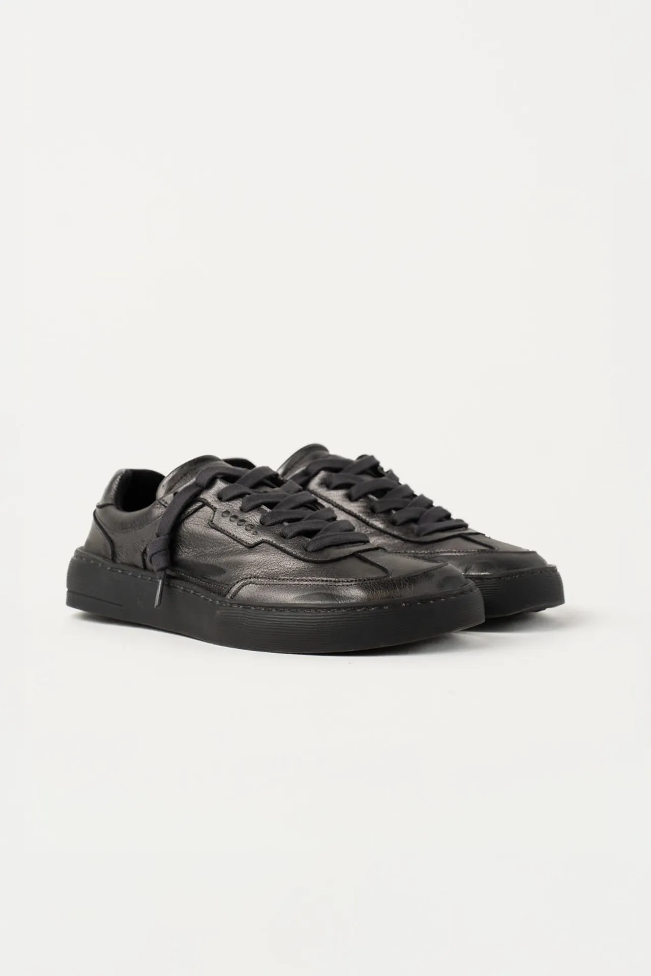 dada. Soho Metal, color Metal Grey